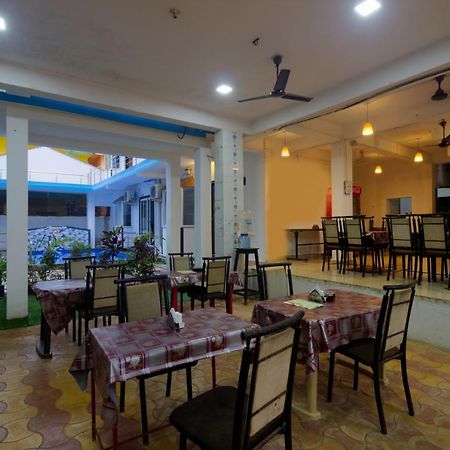 Queen Of Queen'S Hotel Calangute Buitenkant foto