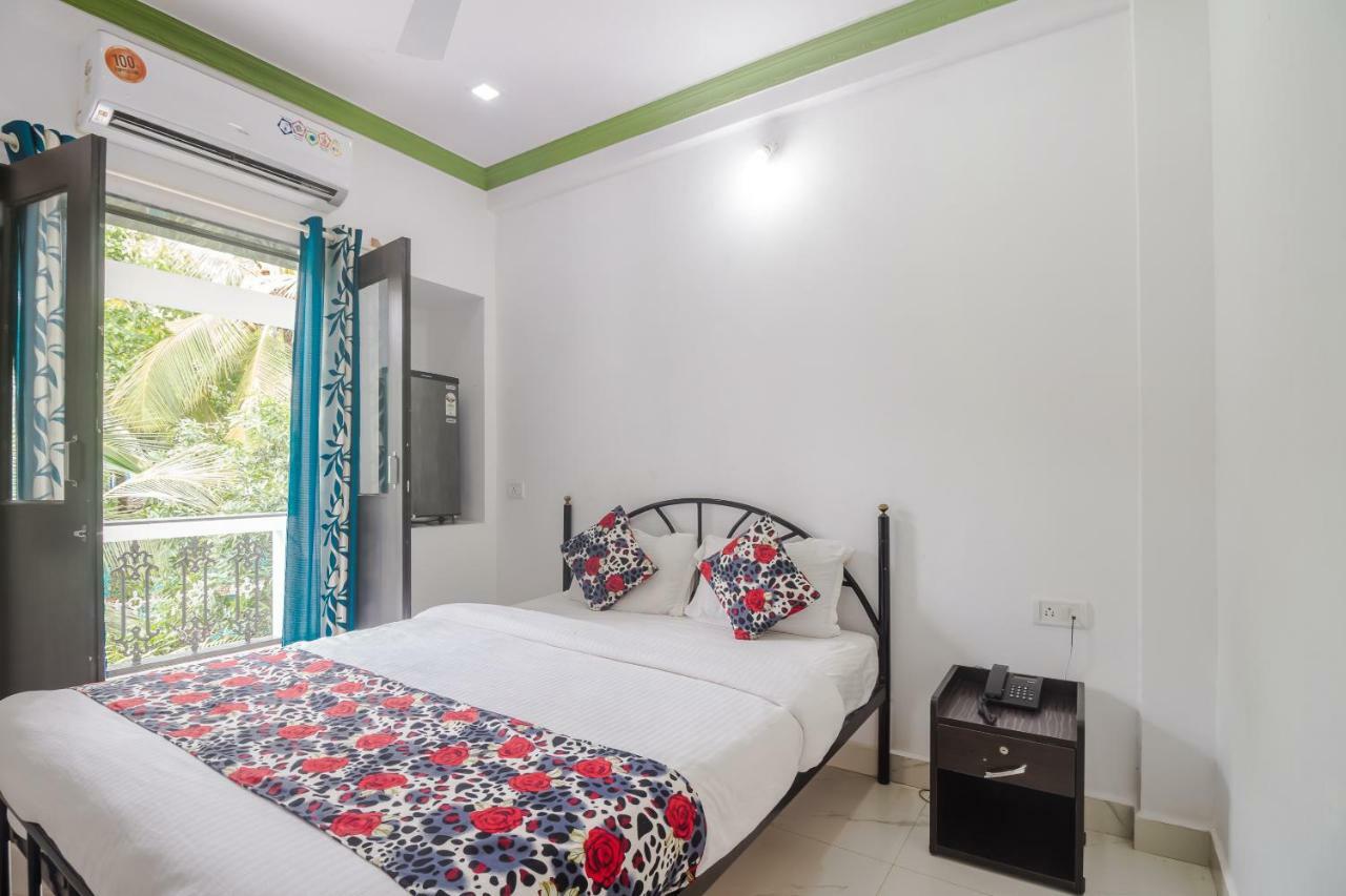 Queen Of Queen'S Hotel Calangute Buitenkant foto
