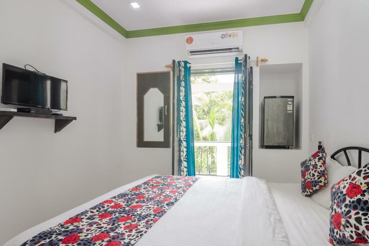 Queen Of Queen'S Hotel Calangute Buitenkant foto